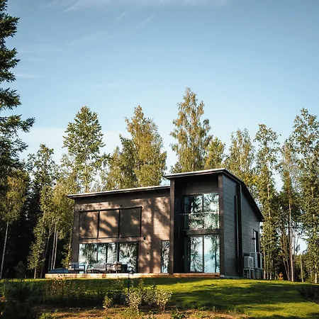 מלון Pihlasresort 5*